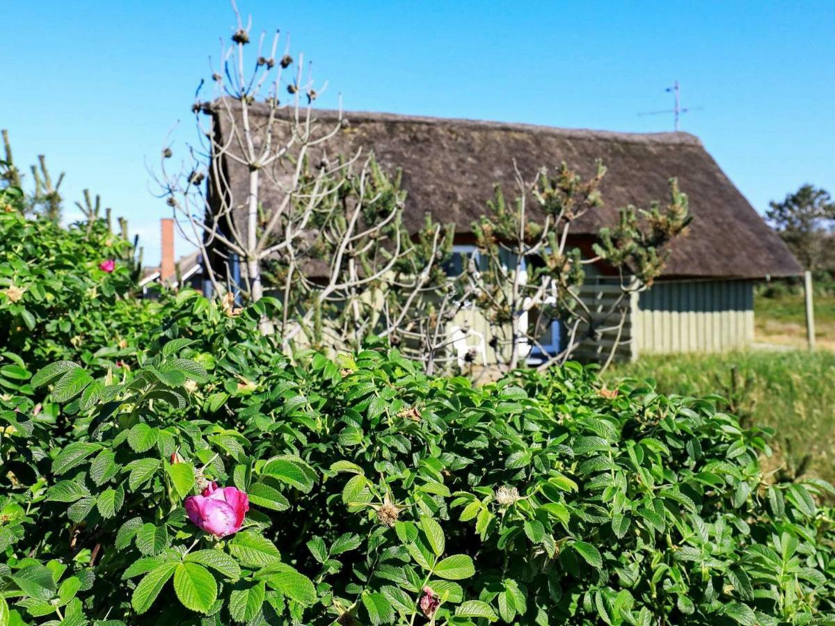 6 Person Holiday Home In Hvide Sande Exteriör bild